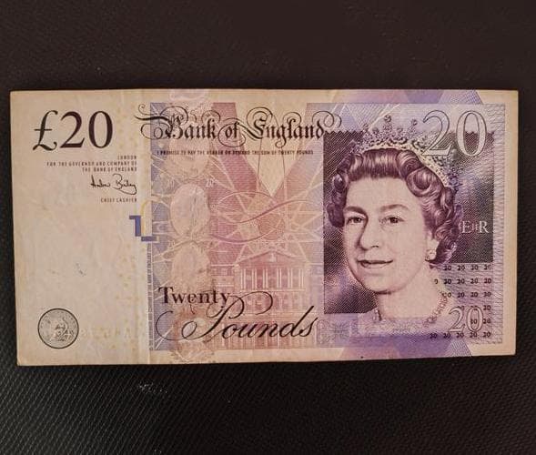 20 GBP Style Prop Banknotes